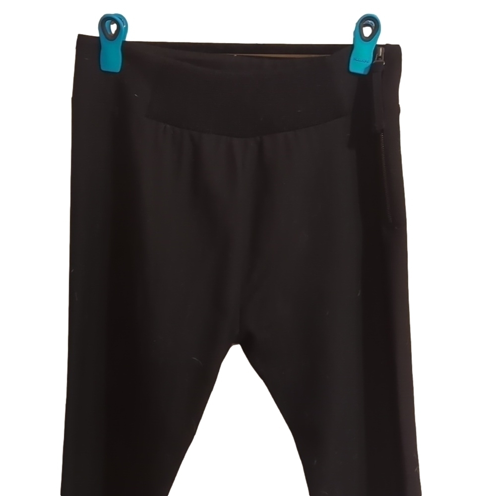 Stay Cozy, Chic & Trendy with Marni's 2011 Winter Edition Wool Pants - Picture 4 of 15